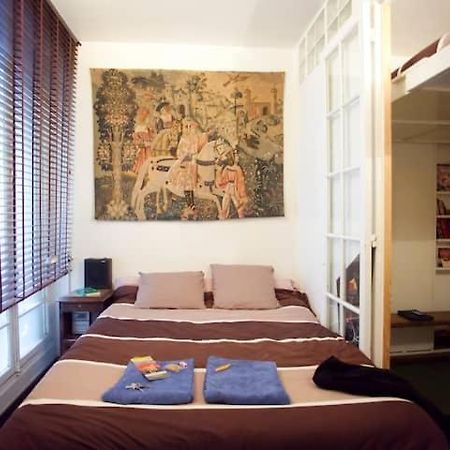 Bien Situe Bed & Breakfast ปารีส ภายนอก รูปภาพ
